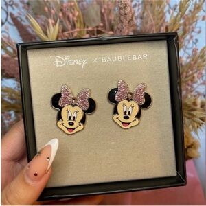 NEW IN BOX Disney x BaubleBar Minnie Mouse Earrings – Pink Glitter Bow